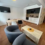 U Krize Apartment *