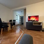 Apartment U Krize *